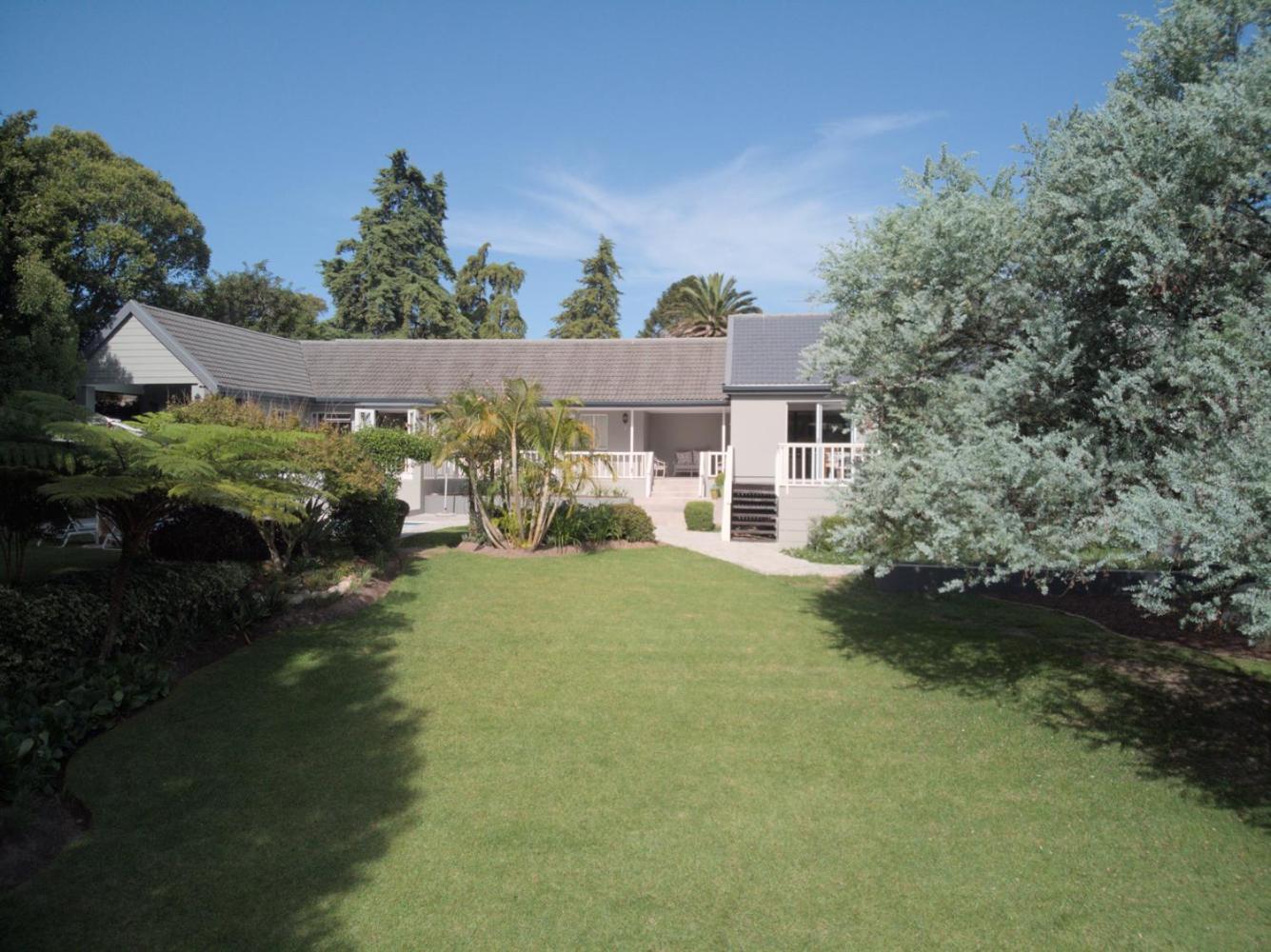 Arbour1 Guesthouse George Luaran gambar